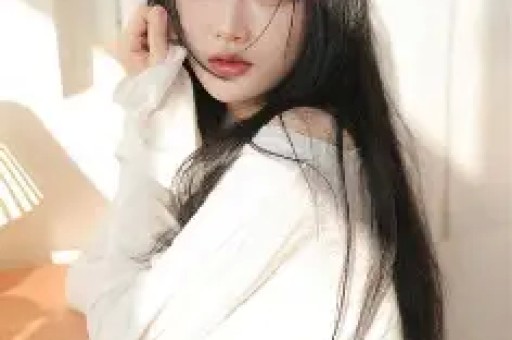 一款明星扮演游戏在小红书的走红